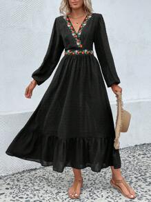 SHEIN VCAY 波西米亞荷葉邊 刺綉花卉印花女士連衣裙 - 黑色 - 查看 5