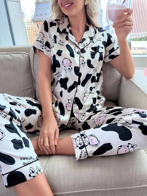 Conjunto de pijama con estampado de vaca y ribete de contraste