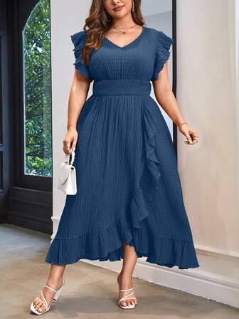 SHEIN Privé 大碼蝴蝶袖荷葉邊圍裹連衣裙