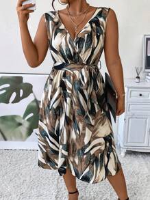 SHEIN Plus Allover Print Belted Dress Maxi Women Outfit - Multicolor - View 3