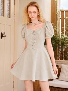 SHEIN MOD 雞心領口泡泡袖前繫帶連衣裙 - 米色 - 查看 2