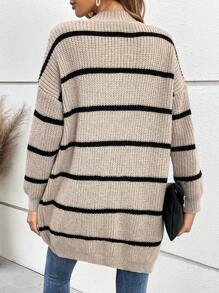 SHEIN Frenchy 條紋圖案落肩袖口袋貼布開襟開衫 - 卡其色 - 查看 2