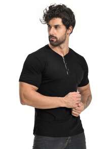 Men Cotton Solid Pocket Patched Tee - Black - View 4
