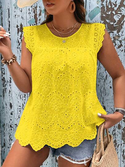 EMERY ROSE Plus Eyelet Embroidery Scallop Trim Blouse