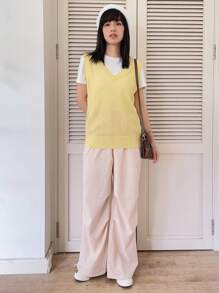 DAZY 素色V領毛衣背心不帶T恤 - 黃色 - 查看 7