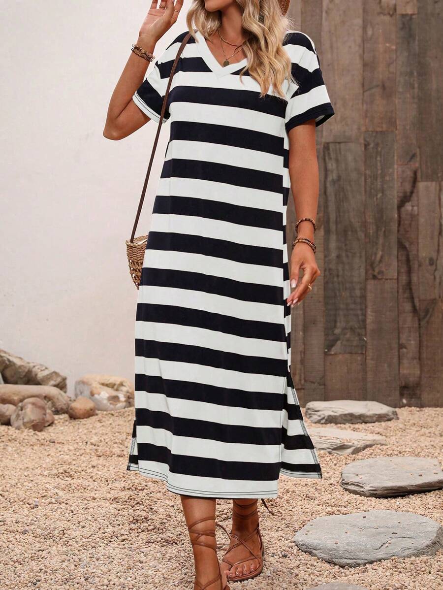 SHEIN LUNE 條紋印花下擺開叉T恤連衣裙 - 黑與白 - 查看 1