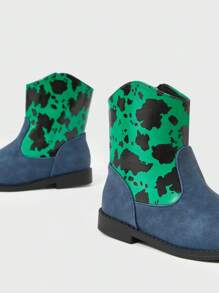 Fashionable Graffiti Style Leopard Print Short Boots For Girls, Comfortable And Breathable