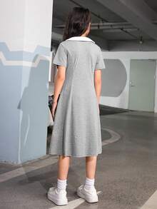 SHEIN Cô gái Tween Cổ áo tương phản Váy áo thun - Màu Xám nhạt - Xem 2