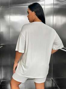 SHEIN EZwear Plus Drop Shoulder Tee & Biker Shorts - White - View 2