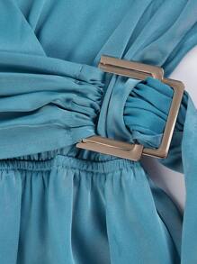 SHEIN LUNE 燈籠袖帶扣細節圍裹緞面連衣裙 - 藍色 - 查看 7