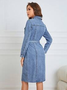 SHEIN Privé Túi có nắp Thắt lưng Đầm Denim - Rửa trung bình - Xem 3
