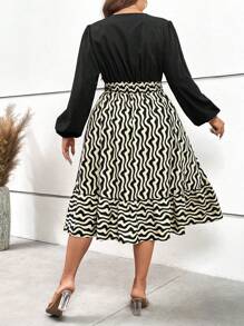 SHEIN Clasi Plus Robe Imprimé Graphique Col Surplis Manches Bouffantes À Volants - Multicolore - Voir 2