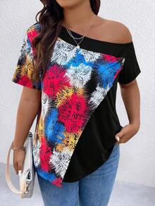 SHEIN LUNE 大碼圖案印花不對稱領T恤 - 彩色 - 查看 5