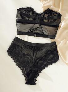 Women's Classic Sexy Black Lace Bandeau Bra And Panty Lingerie Set Sheer Contrast Detail, Baddie Look