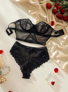 Women's Classic Sexy Black Lace Bandeau Bra And Panty Lingerie Set Sheer Contrast Detail, Baddie Look