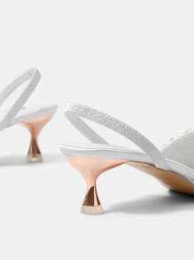 SheIn Belle 時尚單高跟鞋適合女士,合適的適用於戶外穿戴 - 白色 - 查看 8