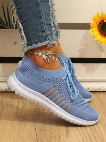 Ladies' Sports Shoes With Lace-up Design, Fashionable, Breathable And Non-slip, Suitable For Outdoor Activities