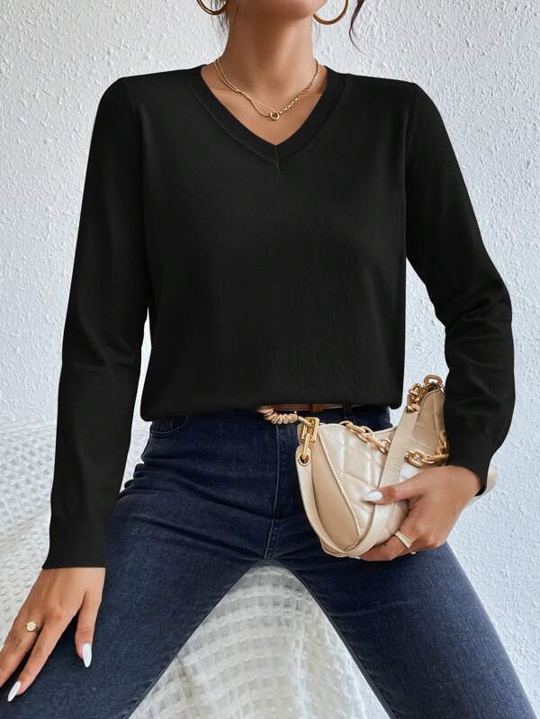SHEIN Essnce Solid V Neck Black Top Sweater