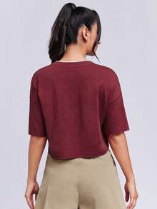 SHEINNeu Slogan Graphic Drop Shoulder Crop Sports Tee - Burgundy - View 2