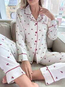 Conjunto de pijama con estampado de cerezas en todo el diseño y ribetes contrastantes. Conjunto de pijama con esplendor floral abundante para la temporada navideña, ropa de otoño e invierno cálida y elegante. - Beis - Ver 6