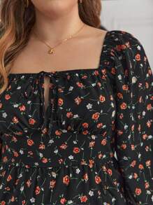 SHEIN Frenchy Plus Đầm dài hở đùi buộc nơ họa tiết hoa nhỏ xinh Đầm dài mùa hè - Nhiều màu - Xem 2