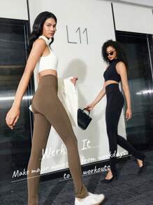 GLOWMODE FeatherFit™ Hot Fit 1/4 Half Zip Adjustable Tank - Creamy White - View 5