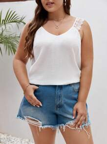 SHEIN Frenchy 大碼鏤空蕾絲花邊寬肩帶上衣 - 白色 - 查看 6