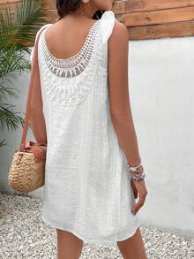 SHEIN Frenchy 拼接水溶蕾絲肩上打結露背洋裝 - 白色 - 查看 6