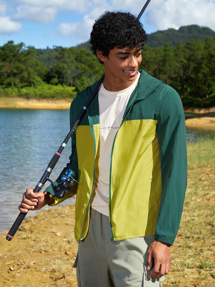 Men Letter Graphic Outdoor Tee Hiking Clothes