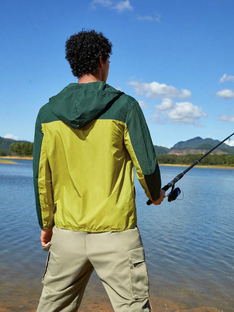 Men Letter Graphic Outdoor Tee Hiking Clothes