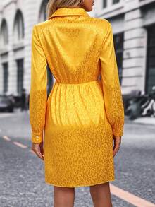 SHEIN Clasi 豹紋提花交疊領燈籠袖連衣裙 - 黃色 - 查看 2