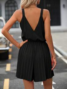 SHEIN Essnce 鏈條細節百褶下擺吊帶連體短褲 - 黑色 - 查看 2