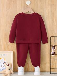 SHEIN Bộ 2 món/Bộ áo nỉ và quần nỉ màu đỏ tía trơn thường ngày cho bé trai, Thu/Đông - Màu Đỏ Sâu - Xem 2