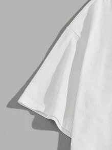 Manfinity RebelGame Nam Plus Đồ họa ô tô và chữ cái Áo thun Thả vai - trắng - Xem 3