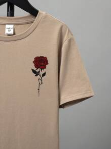 SHEIN 休閒半成年男孩卡其色圓領玫瑰花圖案t恤 - 卡其色 - 查看 3