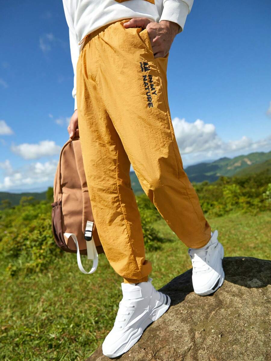 In My Nature 男士字母圖案戶外長褲 - 黃色 - 查看 1