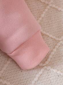 SHEIN Baby Girl Cartoon Graphic 3D Ear Design Bow Front Sweatshirt Dress & Hat - Pink - View 5