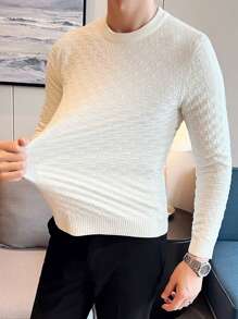 NITAGUT Men Solid Round Neck Sweater