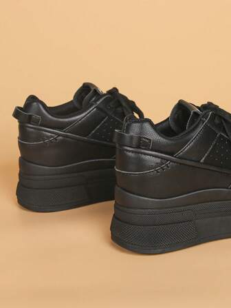 Versatile Fashion Women's Shoes, Short Women's Casual Wedge Sneakers, Ladies Platform Sports Shoes, New Spring/Autumn Collection