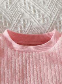 SHEIN Baby Girl Avocado Pattern Top