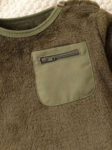 SHEIN 男嬰時尚工裝袋毛絨直筒兩件套套裝 - 軍綠色 - 查看 5