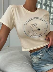 DAZY Phim Hoạt Hình & Slogan Đồ Họa Crop Tee GIẢI ĐẤU GOLF WINDCHILL NGÀY 14 THÁNG 8 NĂM 1988 - Màu be - Xem 8