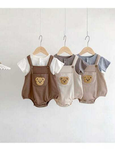男嬰熊貼布前口袋背帶連體衣