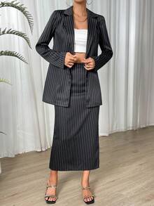 SHEIN Privé In sọc Áo vest & Tách đùi Váy - Đen và trắng - Xem 6