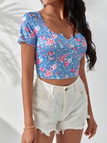 Soleia In hoa Đường viền cổ có rãnh Áo phông Crop - Màu xanh nhạt - Xem 4