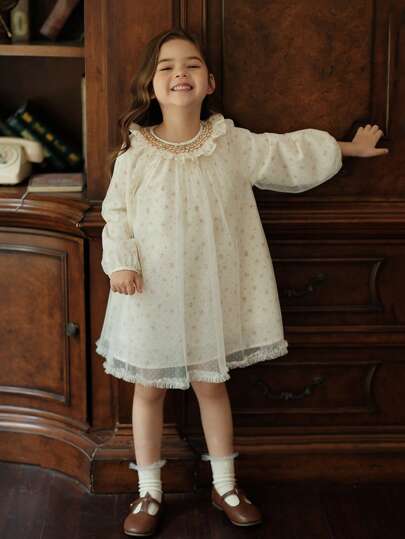 年輕女孩A字型網紗公主花卉連衣裙，掏空領線，適用於演出、派對和宴會