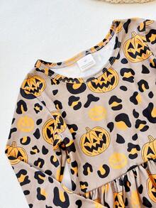 Jeune Fille Robe Halloween & Léopard