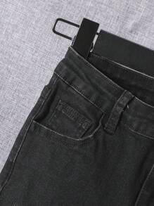 SHEIN Tween Boy Ripped Frayed Jeans