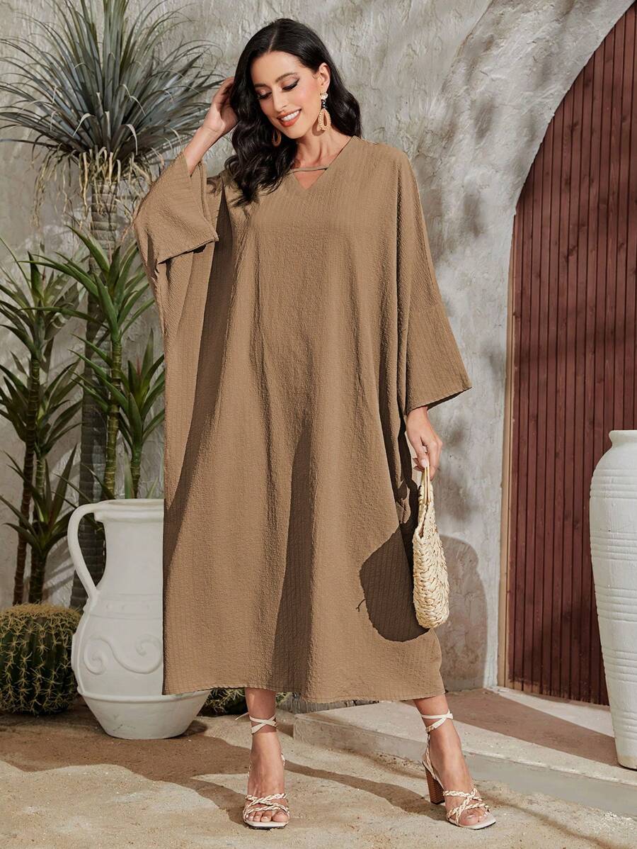 Al Najma 纯色缺口领蝙蝠袖连衣裙长款女装