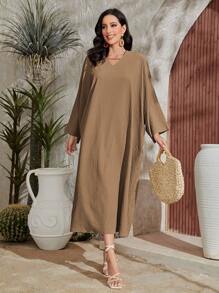 Al Najma 纯色缺口领蝙蝠袖连衣裙长款女装